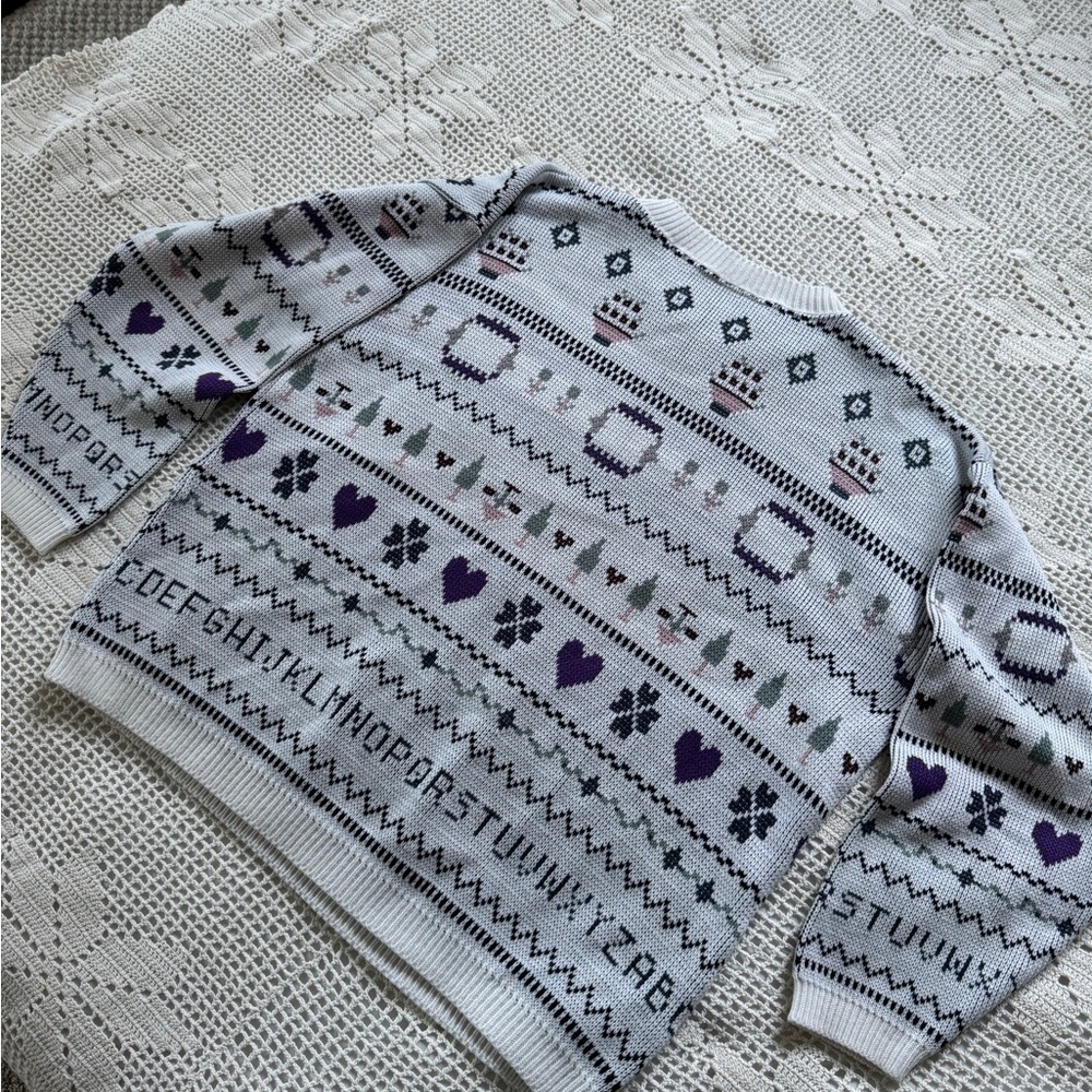 Vintage alphabet White and Purple Patterned Sweater teacher small - Picture 7 of 12